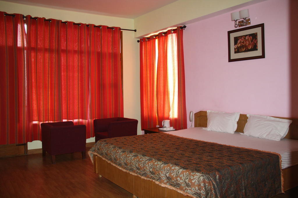 United 21 Resort Chail Pokoj fotografie